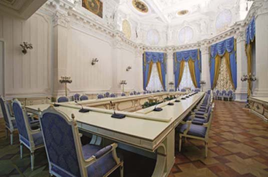 Rectangular table white lacquer